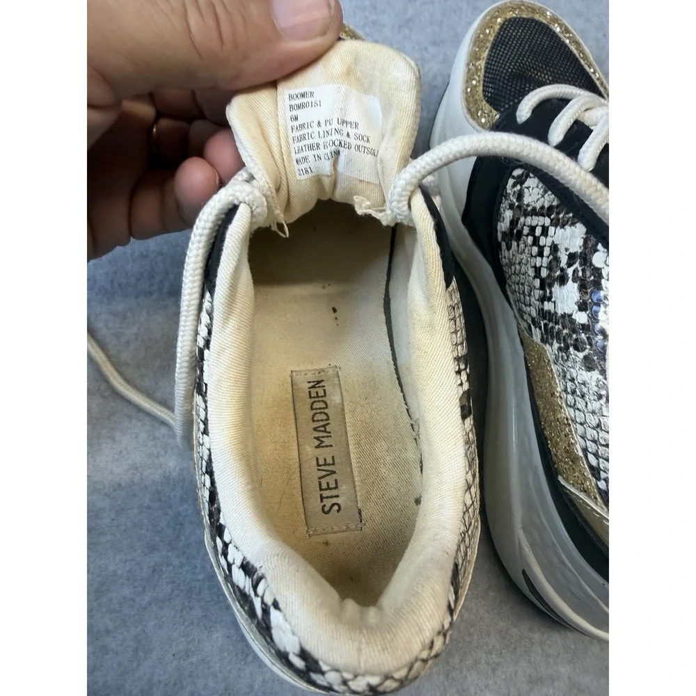 Steve Madden Sneakers Womens Sz 6 M Cliff Gold Color Glitter Faux Snake Print
